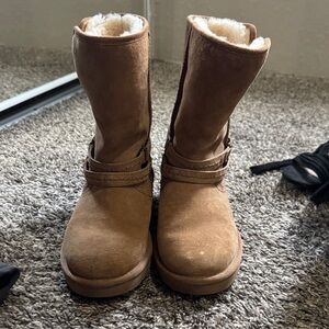 Tan Suede Boots with Shearling Lining